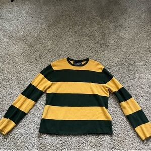 Abercrombie & Fitch Men's Green and Yellow Striped Crewneck Sweater